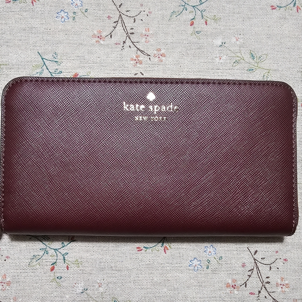 Kate Spade Burgundy Wallet